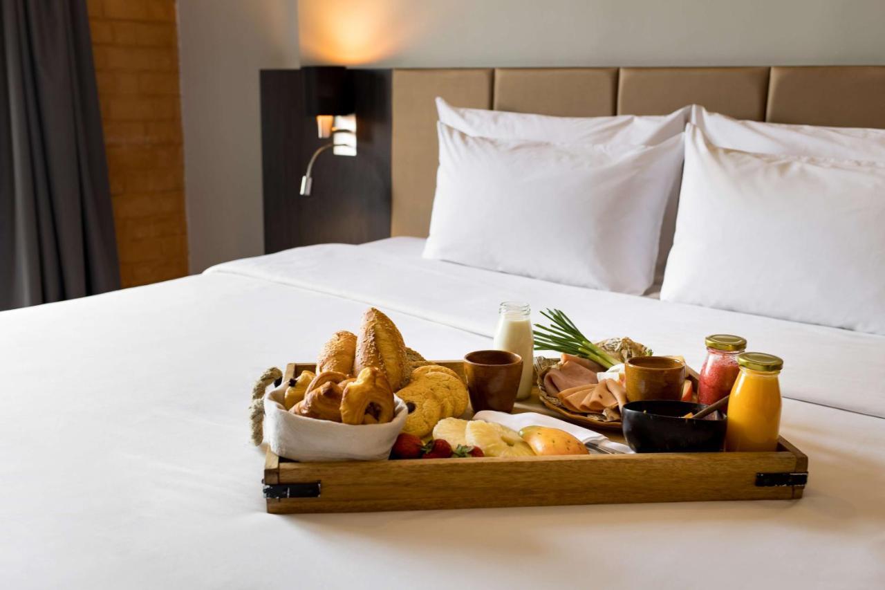 Radisson Hotel Tamboho Waterfront 안타나나리보 외부 사진