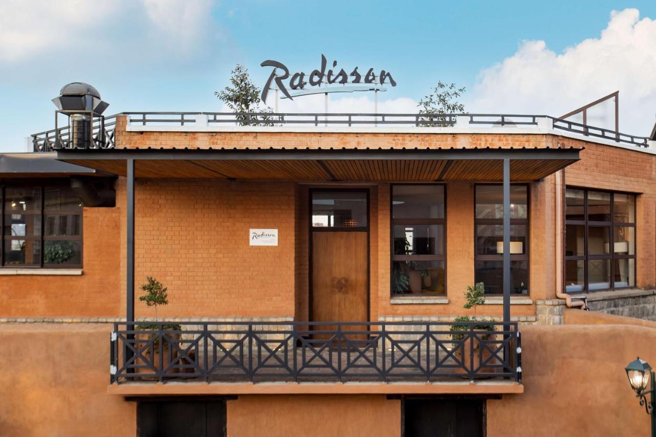 Radisson Hotel Tamboho Waterfront 안타나나리보 외부 사진