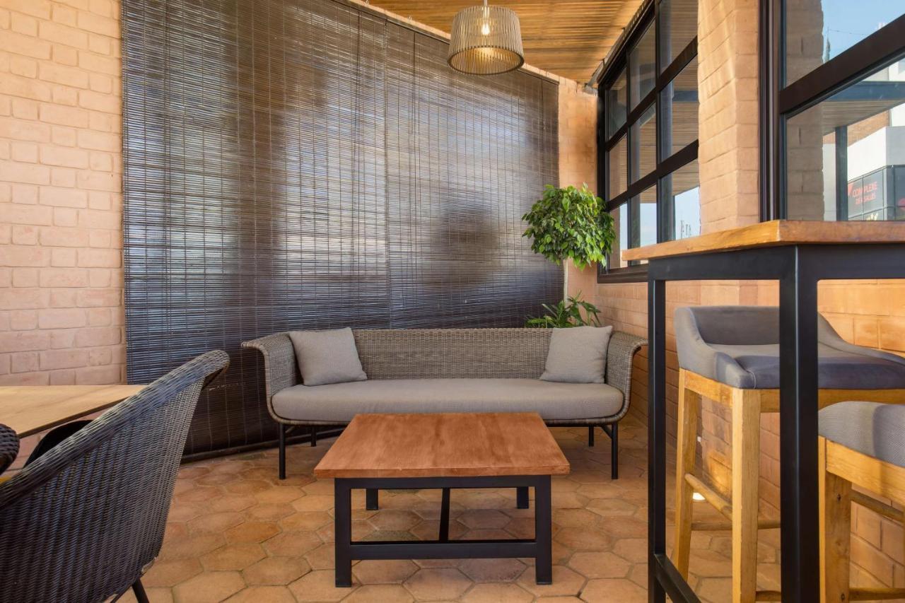 Radisson Hotel Tamboho Waterfront 안타나나리보 외부 사진