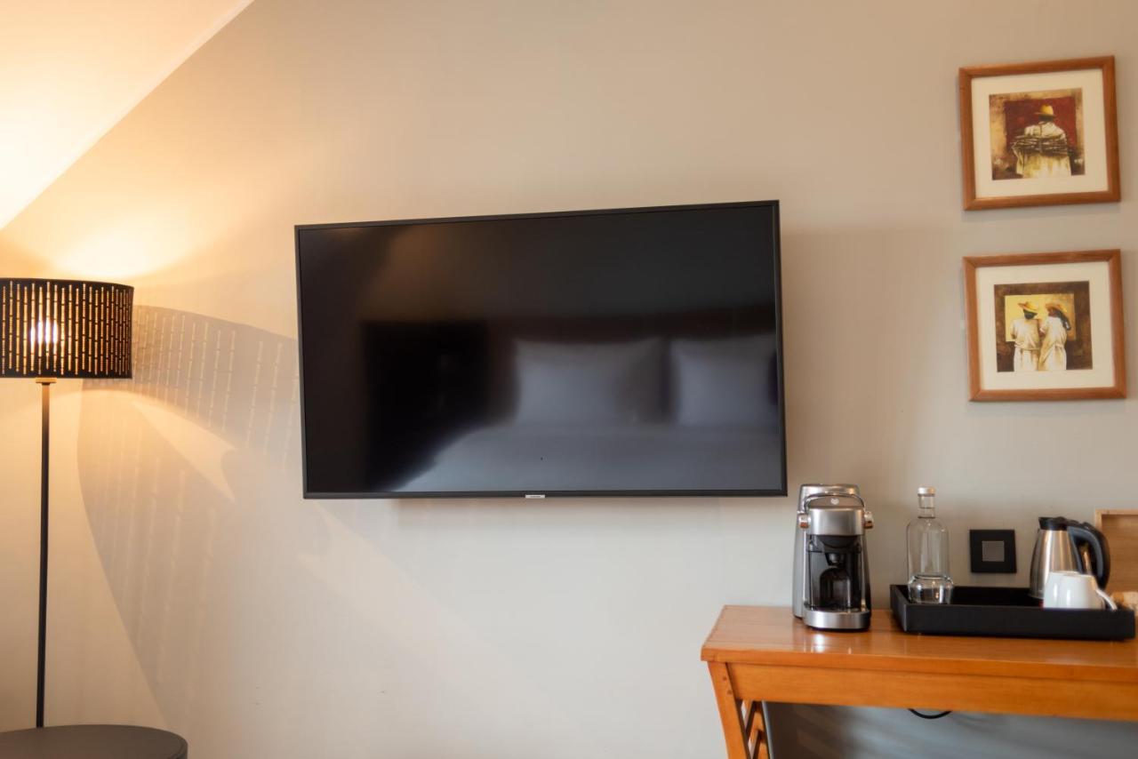 Radisson Hotel Tamboho Waterfront 안타나나리보 외부 사진