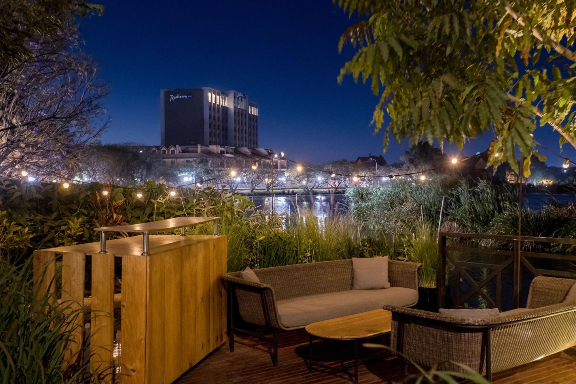 Radisson Hotel Tamboho Waterfront 안타나나리보 외부 사진
